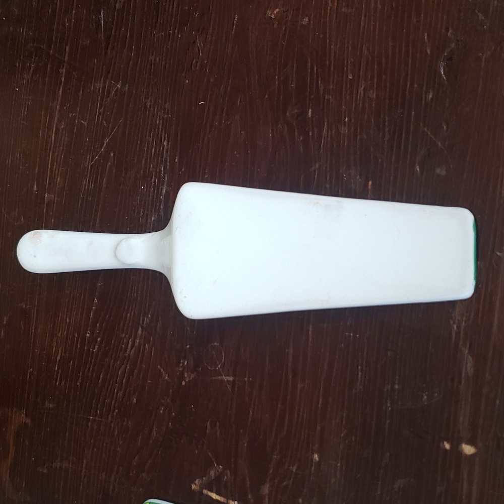 Christmas Cake Server - Picture 3 of 3